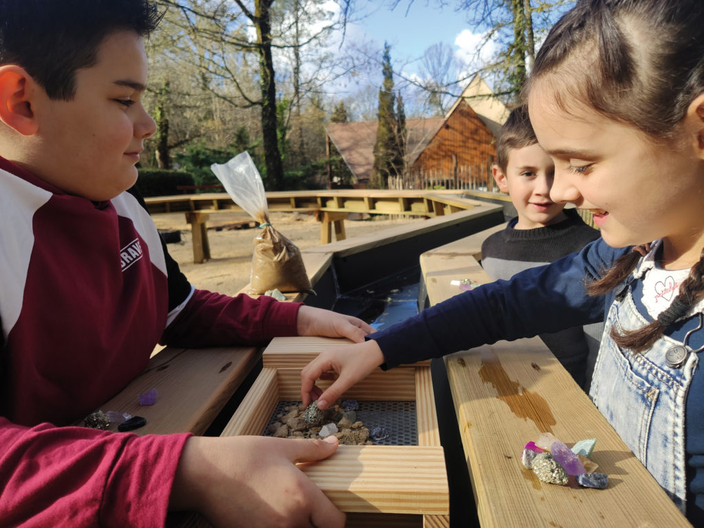 autour des grottes : Liste des grottes à visiter en France