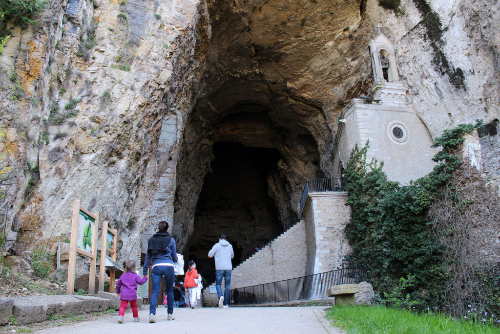 espace emploi grottes de France les-grottes-de-la-balme