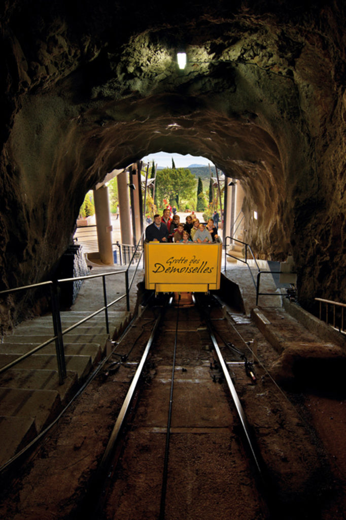 tourisme-grottes-des-demoiselles-herault