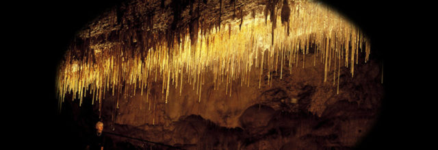 visite-famille-grottes-de-thouzon-vaucluse