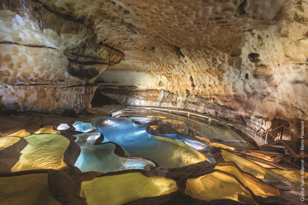 merveillesdesprofondeurs_cascade-de-gours-_grotte-de-saint-marcel_remi-flament