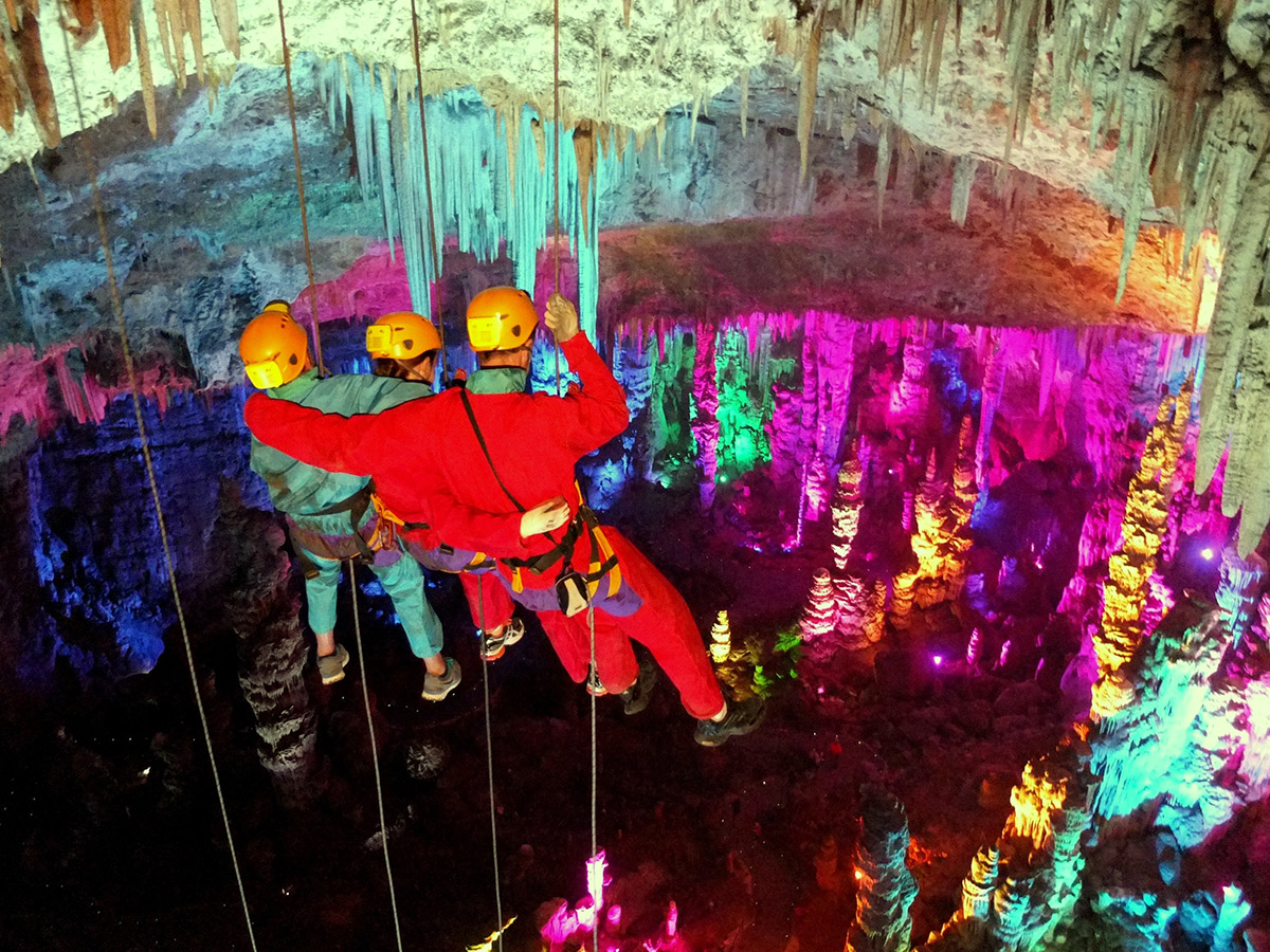 autour des grottes activité grand-rappel_salamandre